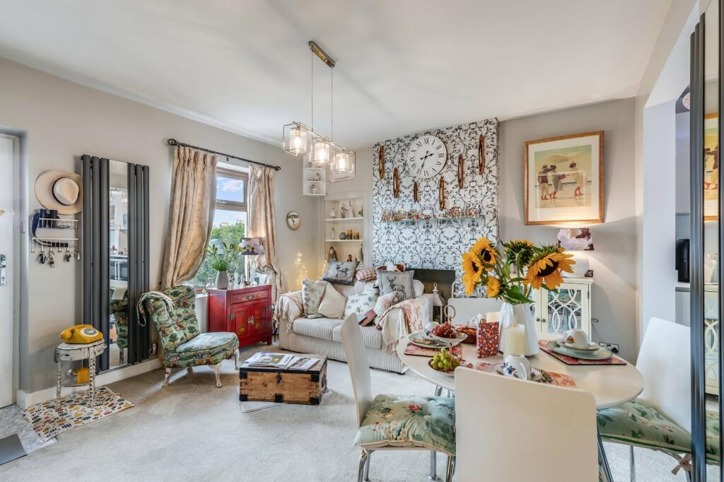 Additional property image - Wellhouse Square, Barnoldswick, Lancashire, BB18