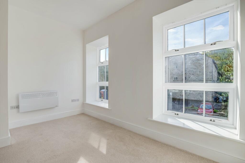 Additional property image - Redding Wood Lane, Steeton, Keighley, West Yorkshire, BD20