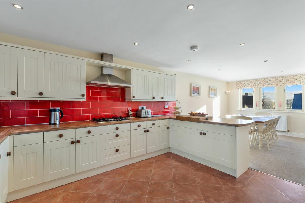 Additional property image - Queens Garth, Thornton in Craven, Skipton, North Yorkshire, BD23