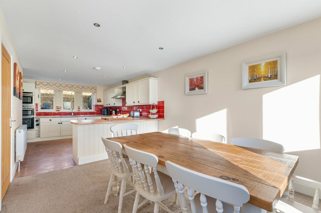 Additional property image - Queens Garth, Thornton in Craven, Skipton, North Yorkshire, BD23