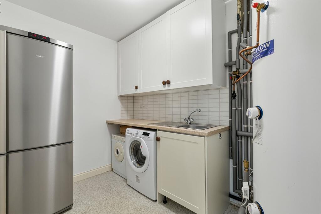 Additional property image - Queens Garth, Thornton in Craven, Skipton, North Yorkshire, BD23