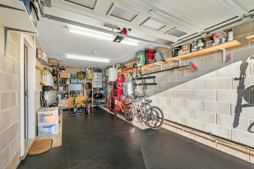Additional property image - Queens Garth, Thornton in Craven, Skipton, North Yorkshire, BD23