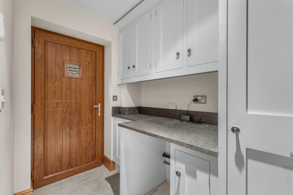Additional property image - 5 The Paddock, Skipton, North Yorkshire, BD23