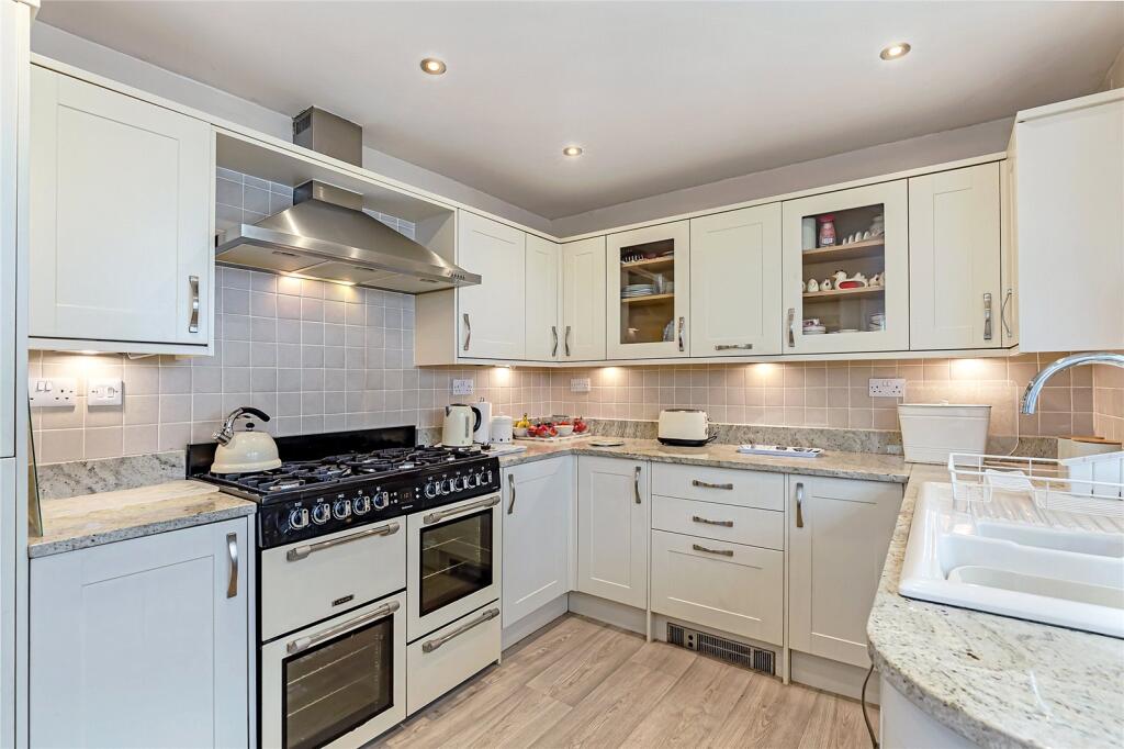 Additional property image - Park Wood Crescent, Skipton, North Yorkshire, BD23