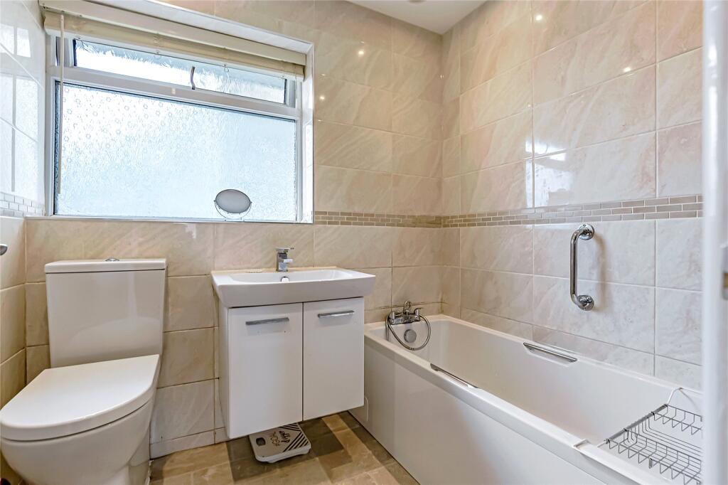 Additional property image - Park Wood Crescent, Skipton, North Yorkshire, BD23