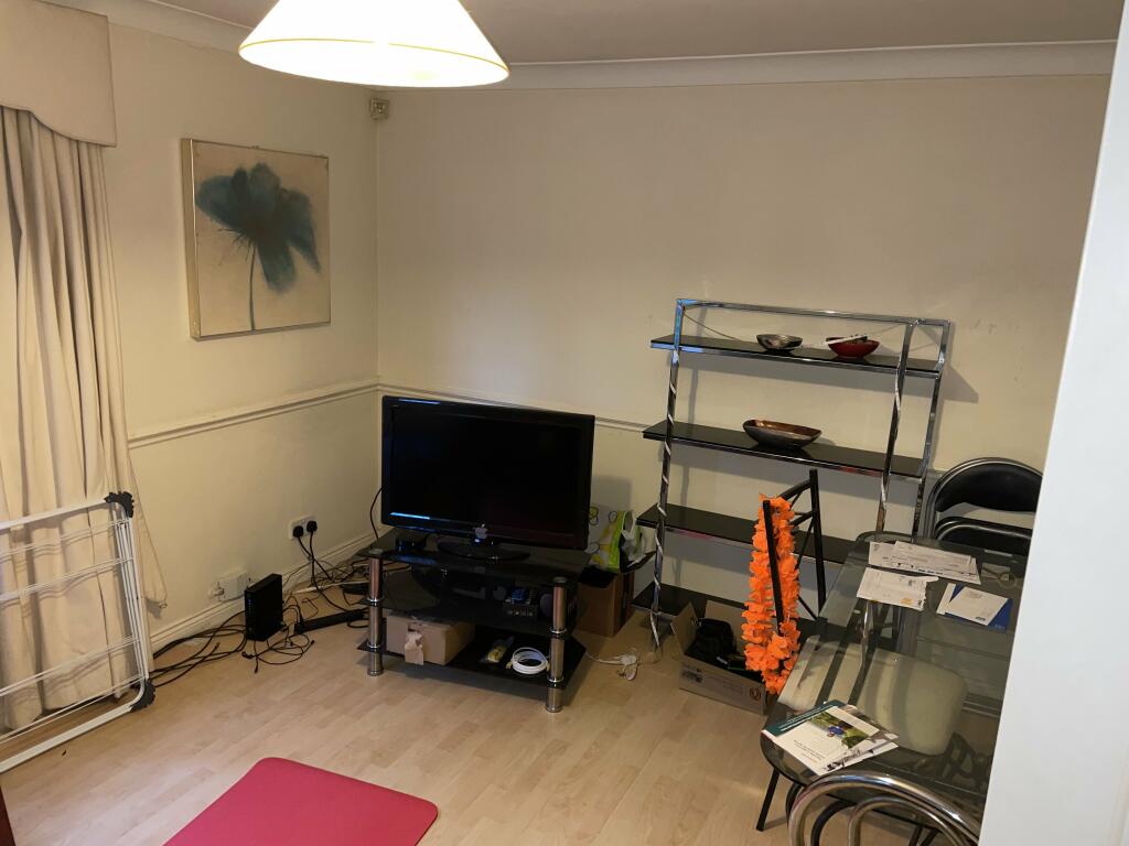 2 bedroom flat for rent in Orchard Place, Jesmond , Newcastle Upon Tyne, NE2