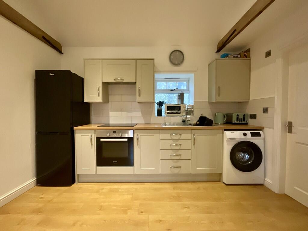 Main image of property: Manor Court, Stow, Lincoln