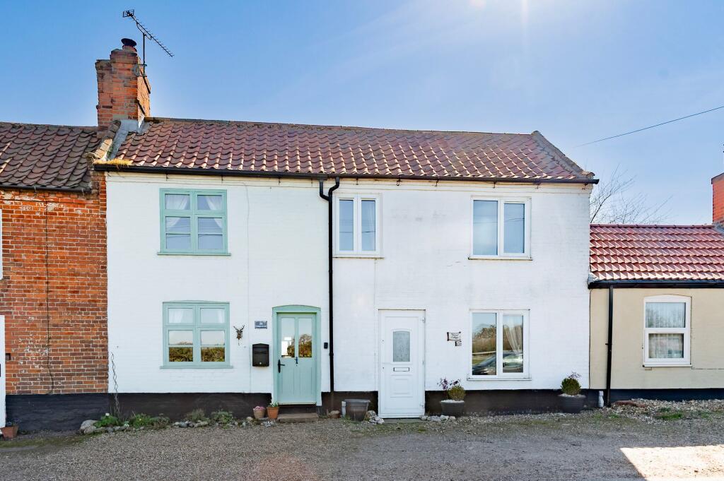 Main image of property: Honing Row, Worstead