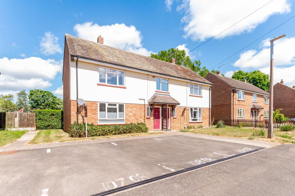 3 bedroom semi-detached house