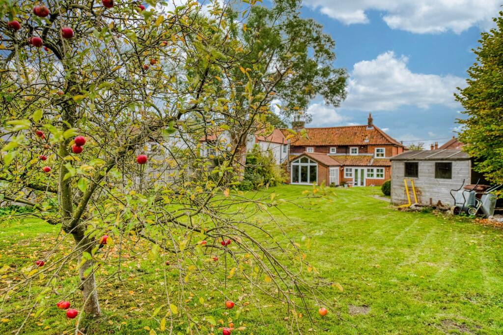 Main image of property: Eastgate, Cawston