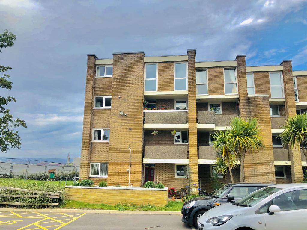 2 bedroom flat for rent in Dyfed, Northcliffe, PENARTH, CF64