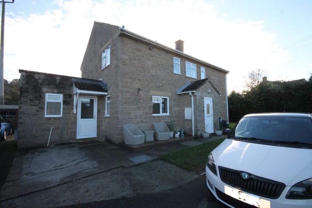 Main image of property: Tollbridge Farm House, Compton Road, Yeovil, Somerset, BA21 5BZ