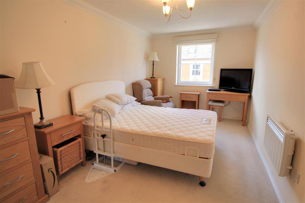 1 bedroom retirement property for sale in Royal Lodge, Gillingham, SP8
