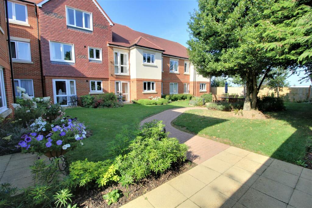 1 bedroom retirement property for sale in Apsley Lodge, Waterlooville, PO7