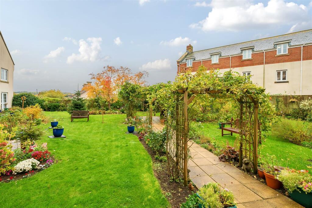 Additional property image - Grace Lodge, Thornbury, Bristol
