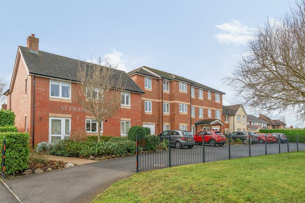 2 bedroom retirement property for sale in St Francis Lodge, Solihull, B91