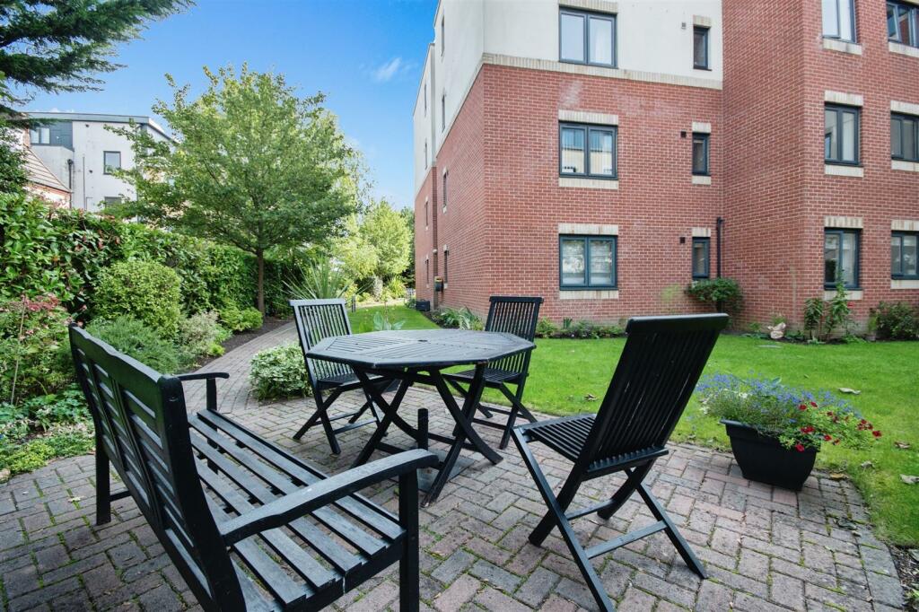 Additional property image - Osbourne Lodge, Bournemouth