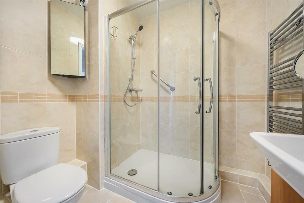 Additional property image - Greenacres Lodge, Warlingham