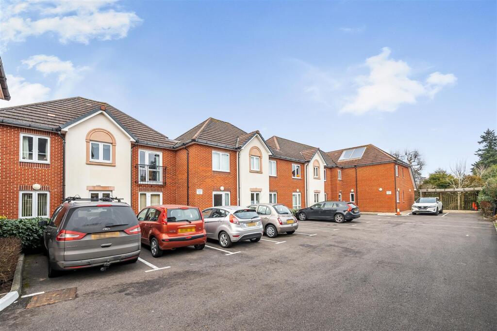Additional property image - Harewood Court, Warlingham