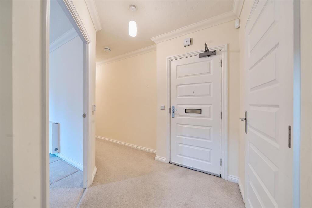 Additional property image - Alexandra Lodge, Thornbury