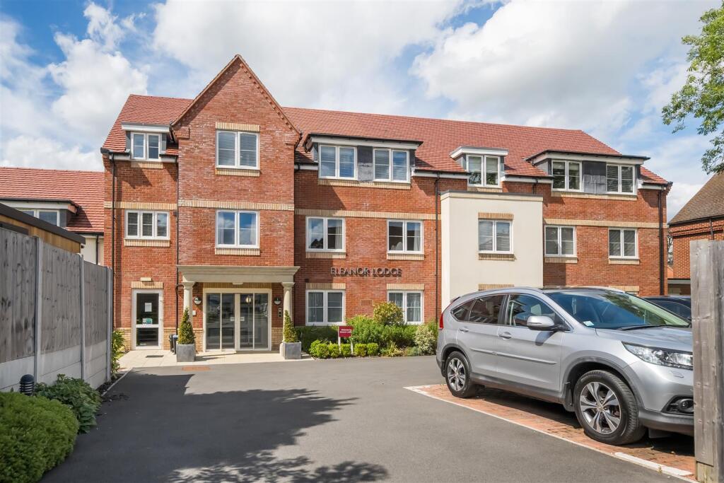 Additional property image - Eleanor Lodge, Knowle