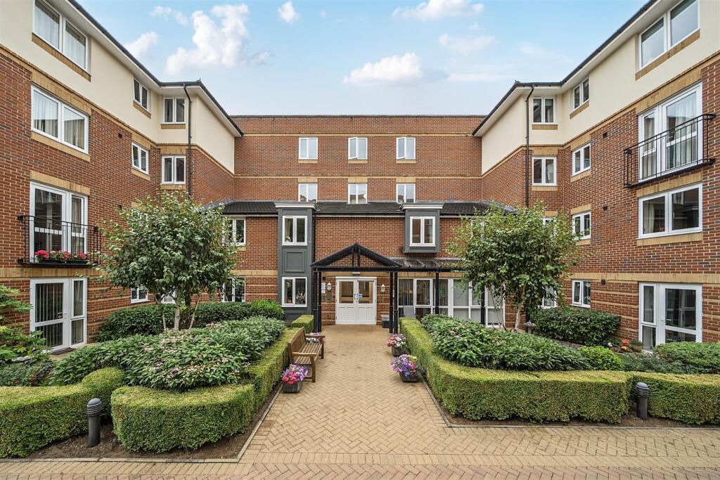 Main image of property: Middlemarch Lodge, Rickmansworth