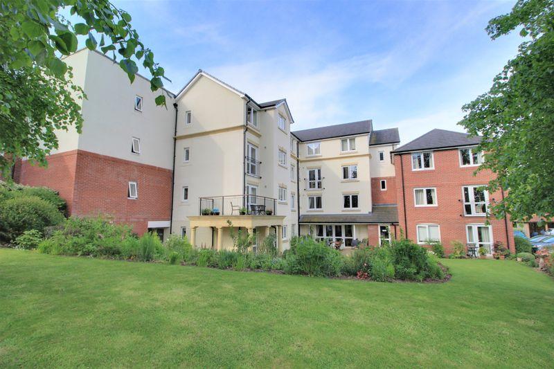 1 bedroom retirement property for sale in Holyshute Lodge, Honiton, EX14