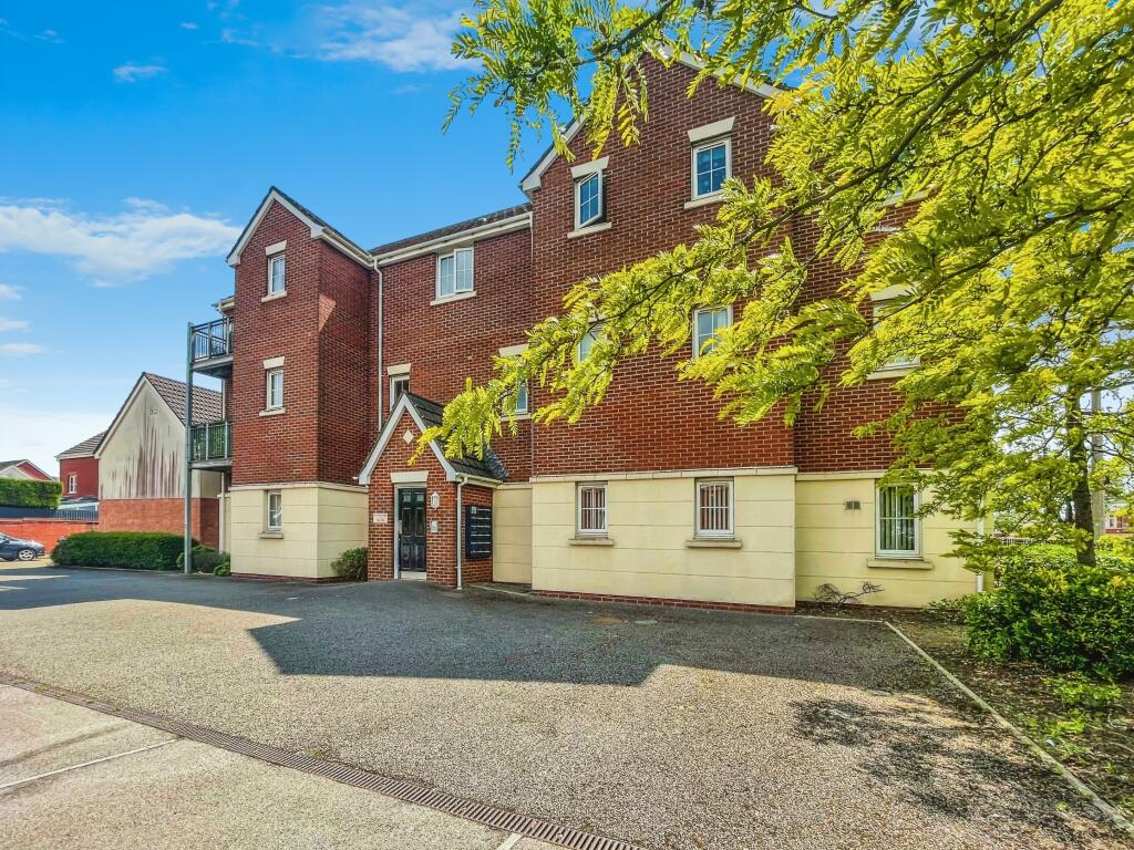 2 bedroom apartment for rent in Watkins Square, Llanishen, Cardiff, CF14