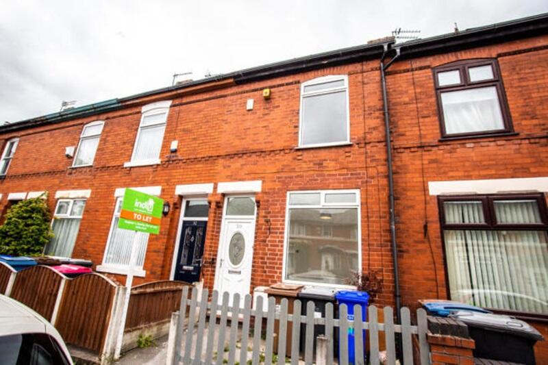 2 bedroom terraced house for rent in Woodfield Grove, Manchester, Greater Manchester, M30