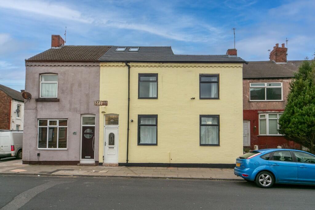 6 bedroom terraced house