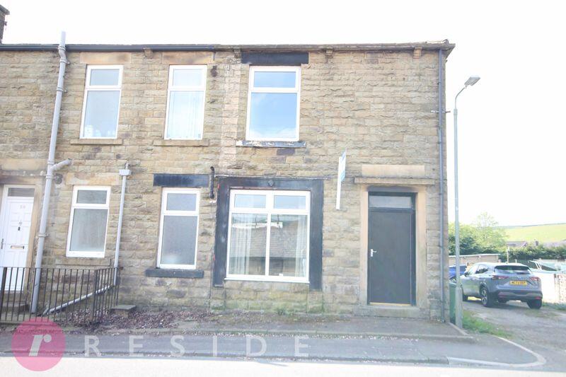 3 bedroom end of terrace house for sale in TONG LANE, Whitworth
