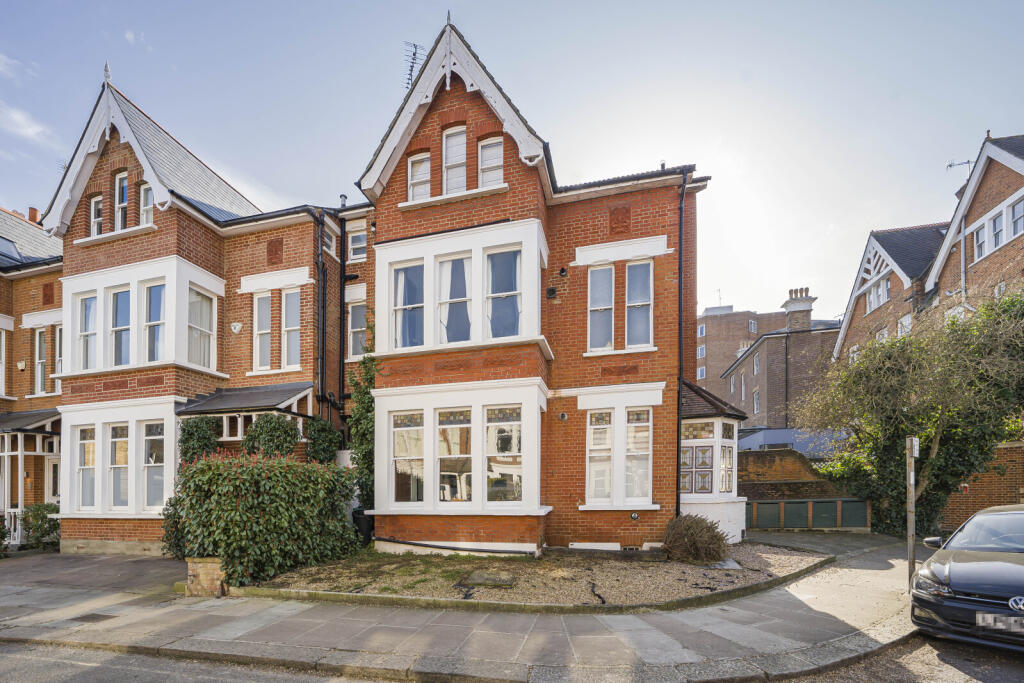 Main image of property: Ellerker Gardens, Richmond