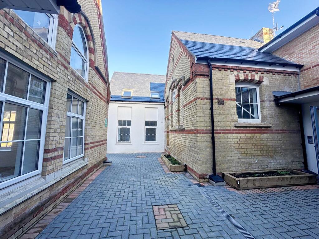 Main image of property: Dartford Road, March