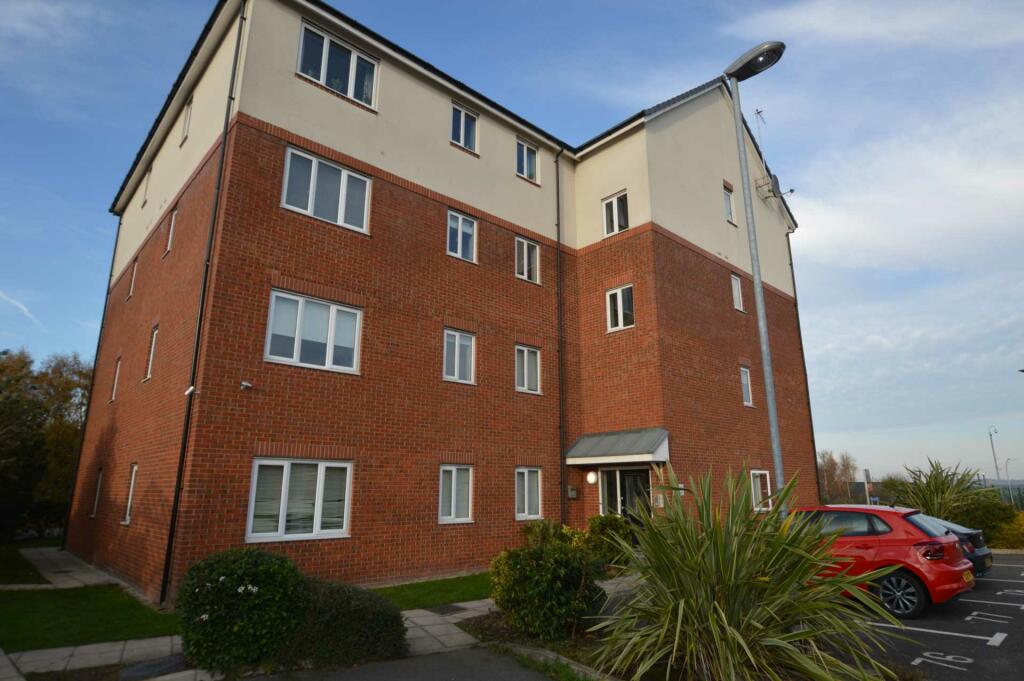 2 bedroom flat for sale in Edmund Court, Magazine Road, Bromborough, CH62