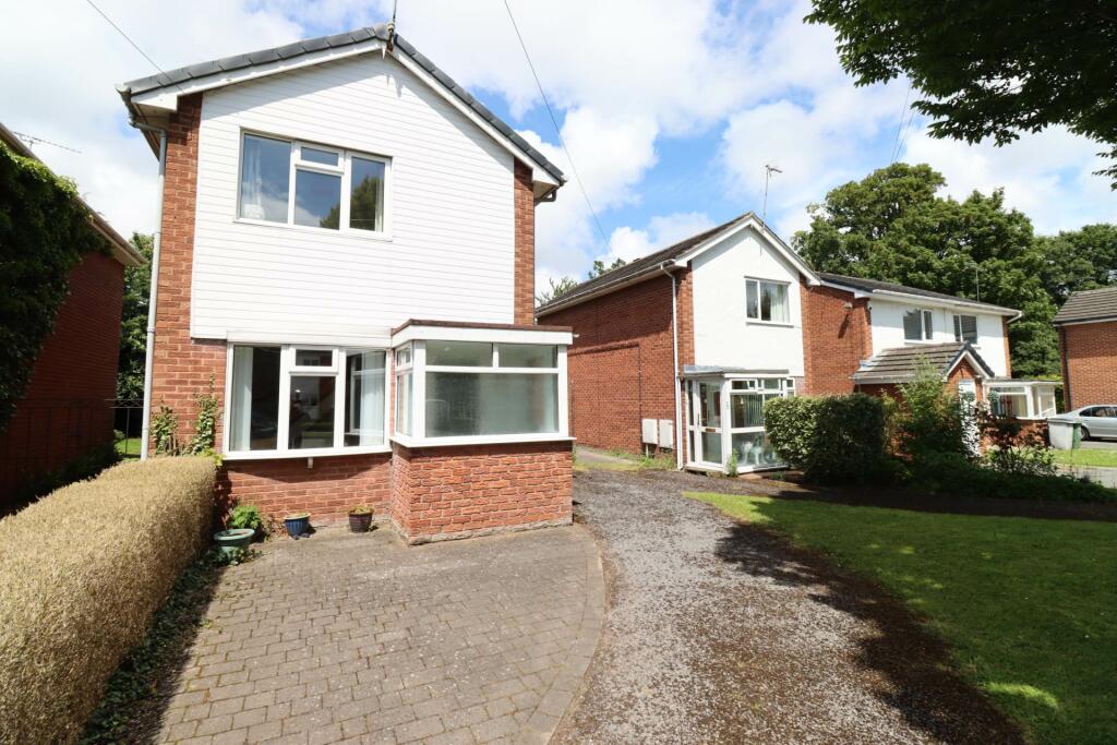 2 bedroom detached house for sale in Heygarth Road, Eastham, CH62