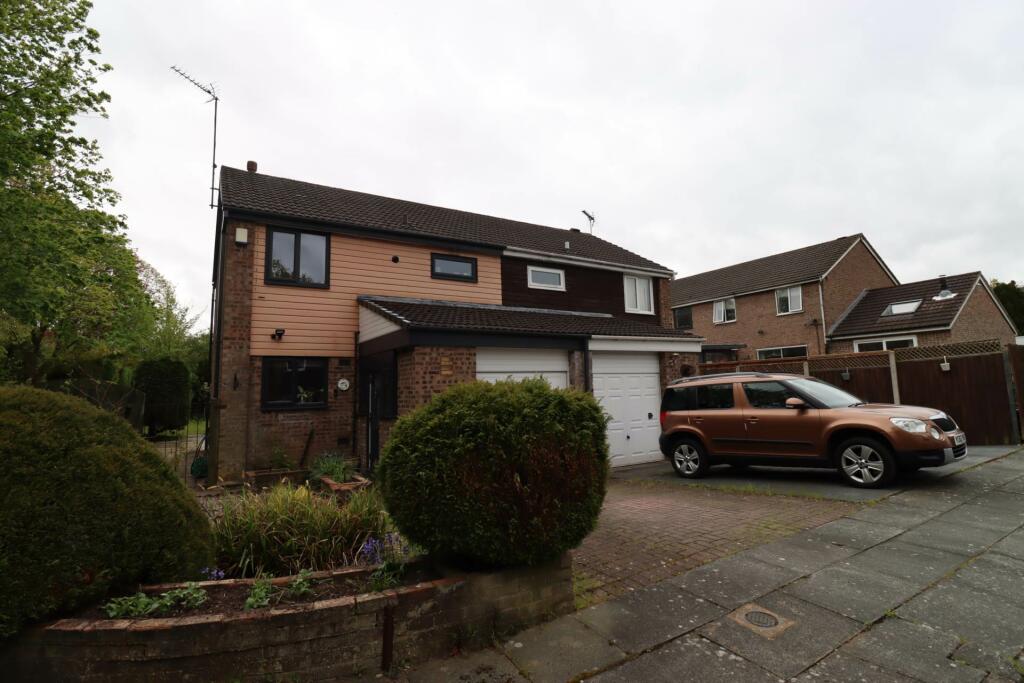 3 bedroom semidetached house for sale in Bowfell Close, Eastham, CH62