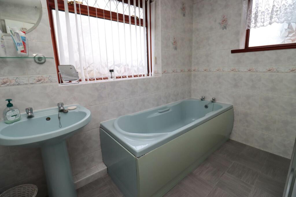 Additional property image - Brookhurst Avenue, Bromborough