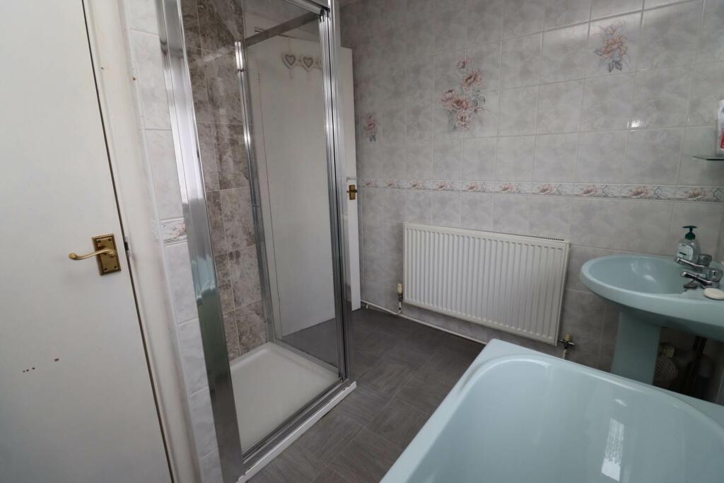 Additional property image - Brookhurst Avenue, Bromborough