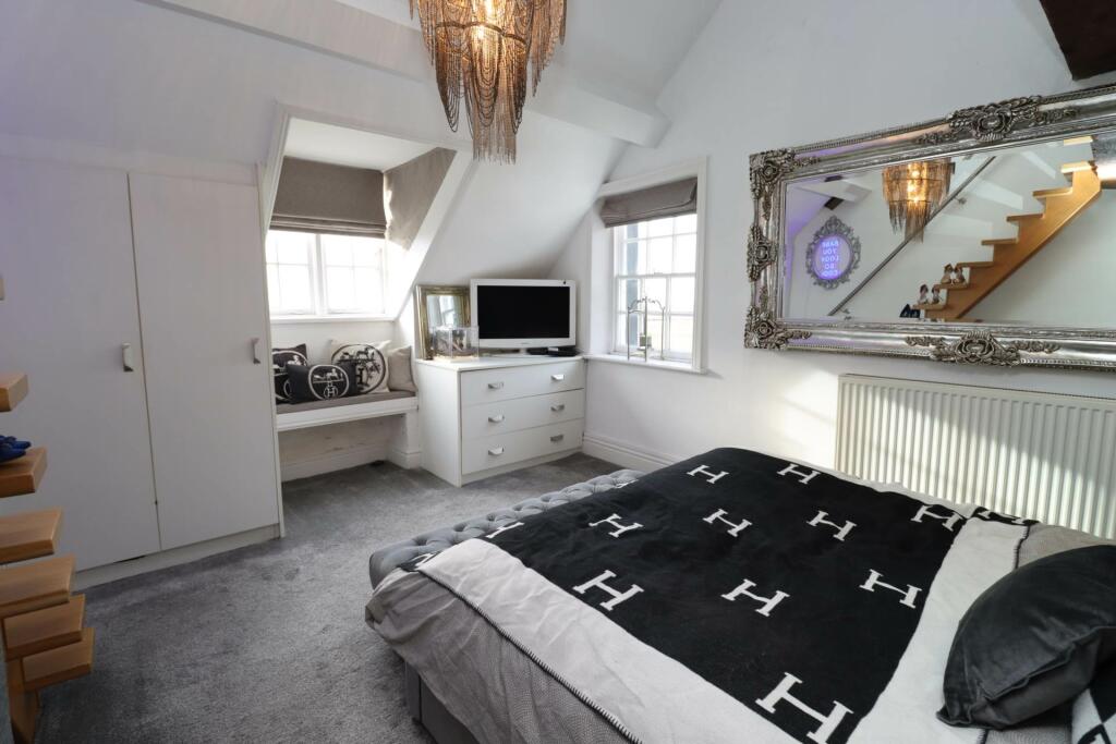 Additional property image - Overdee, The Parade, Parkgate, Neston