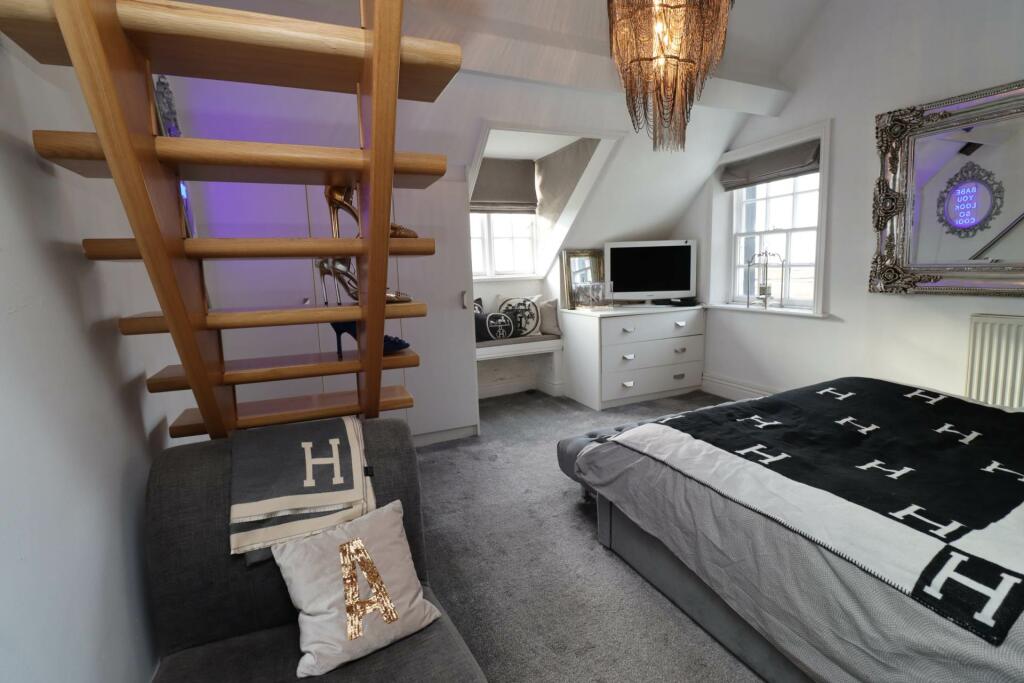 Additional property image - Overdee, The Parade, Parkgate, Neston