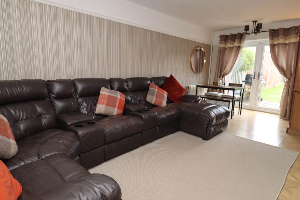 Additional property image - Helsby Avenue, Eastham
