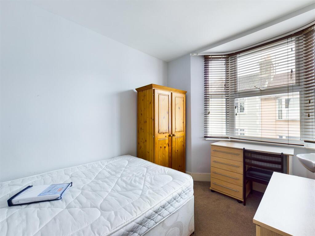 Additional property image - Islingword Place, Brighton