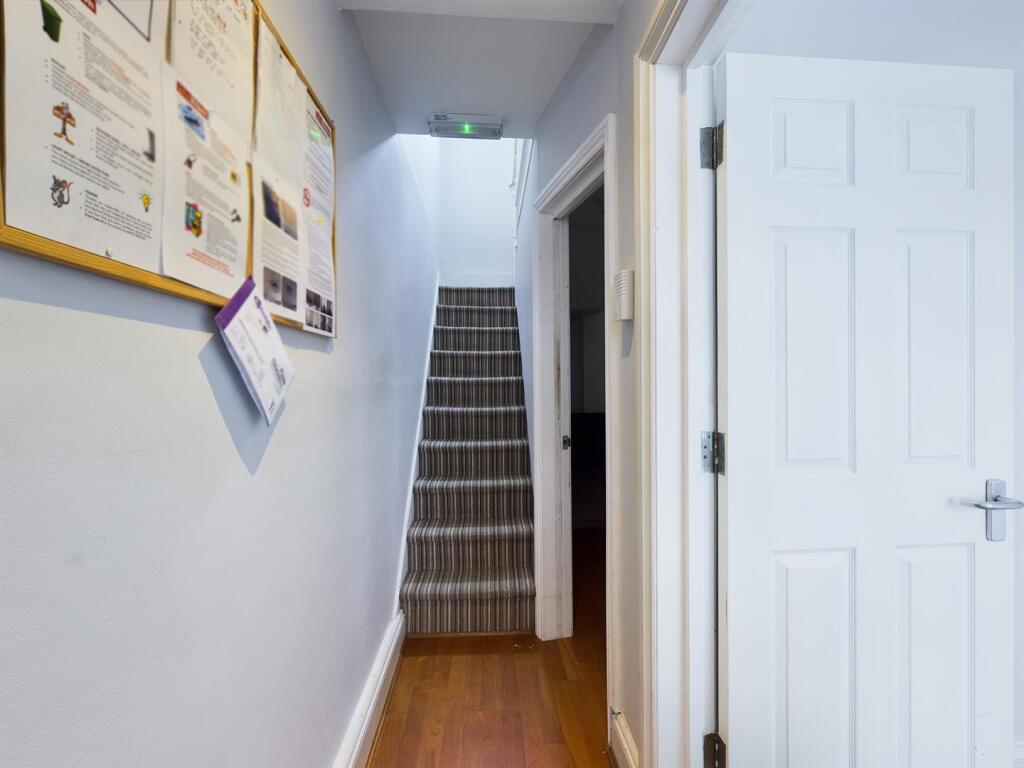 Additional property image - Islingword Place, Brighton