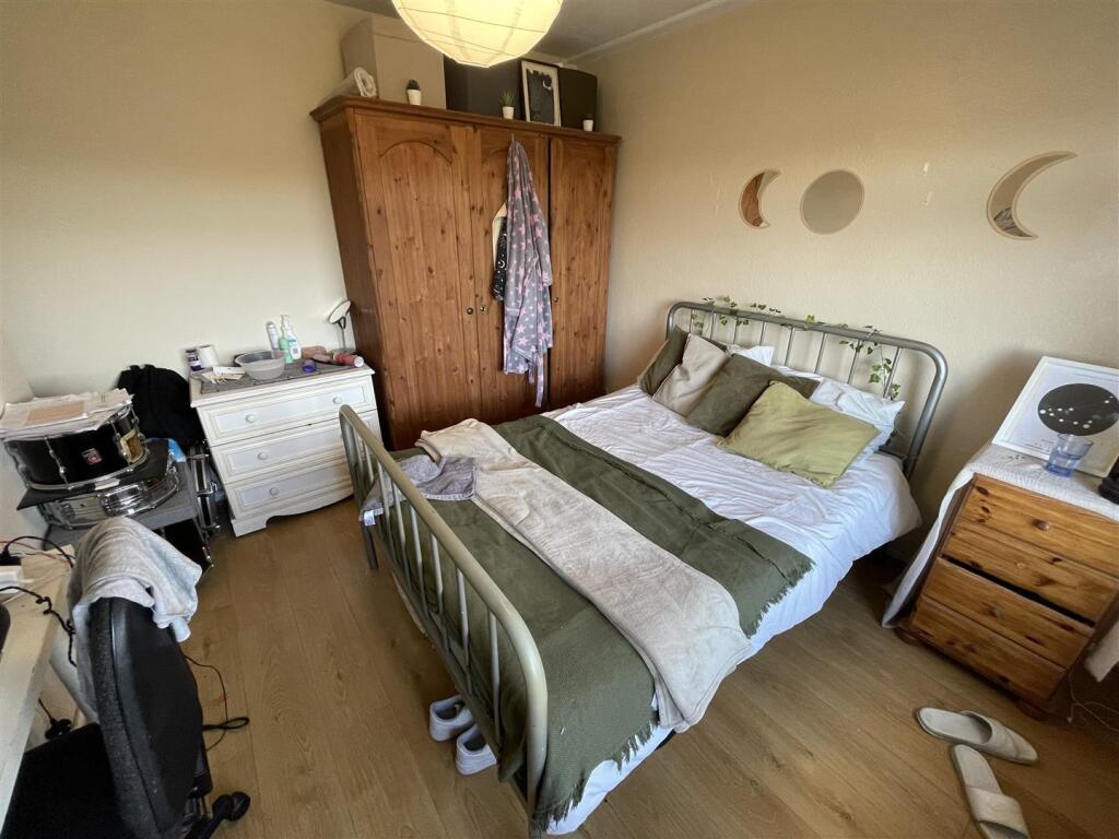 Additional property image - Staplefield Drive, Brighton
