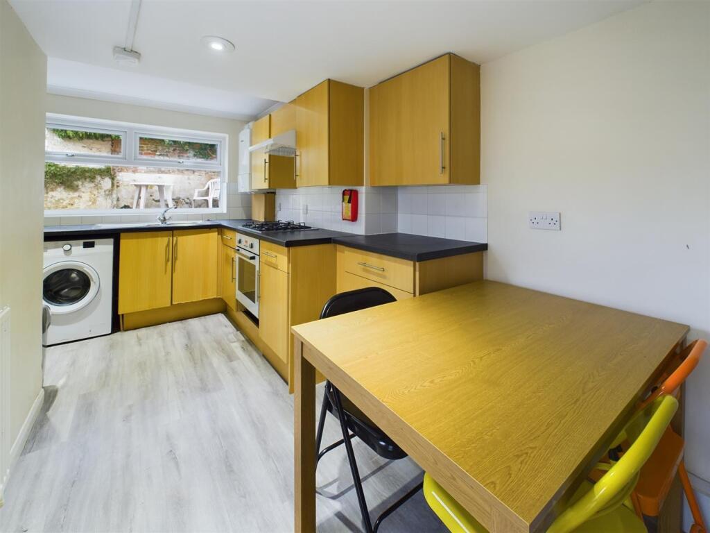 Additional property image - Bentham Road, Brighton