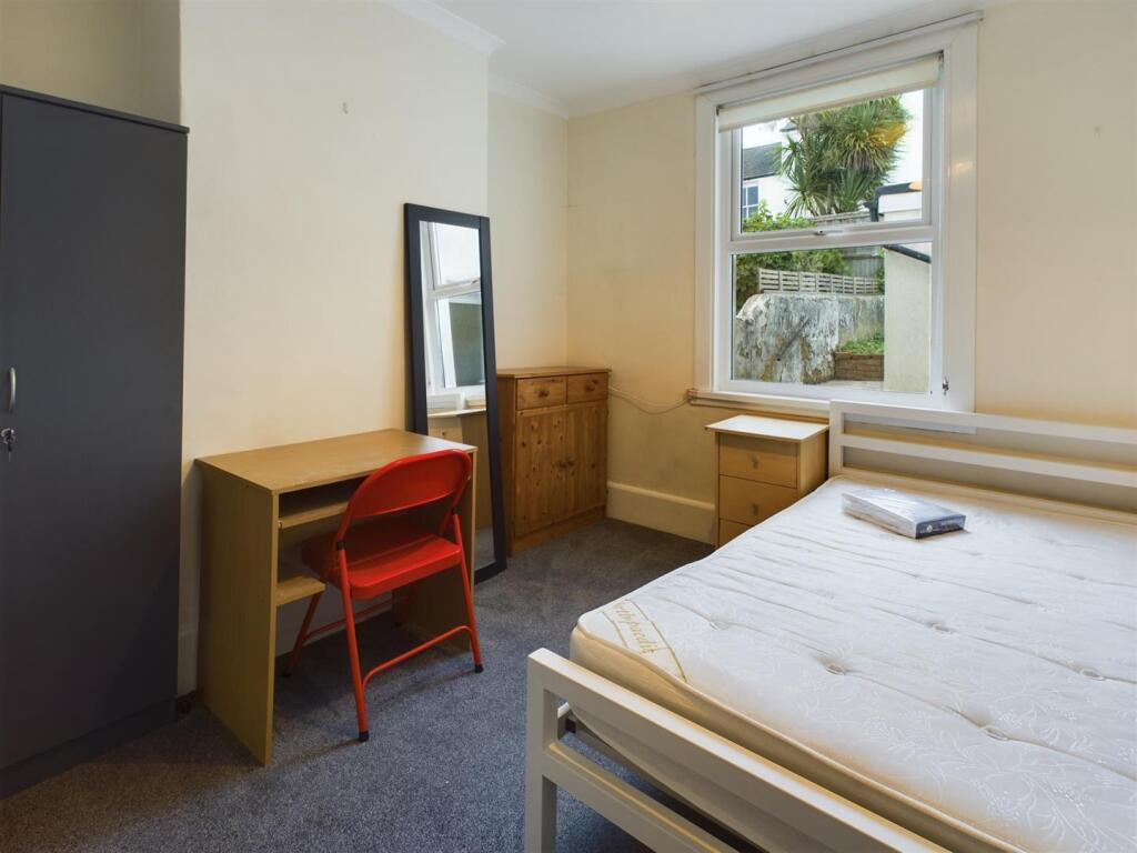 Additional property image - Bentham Road, Brighton