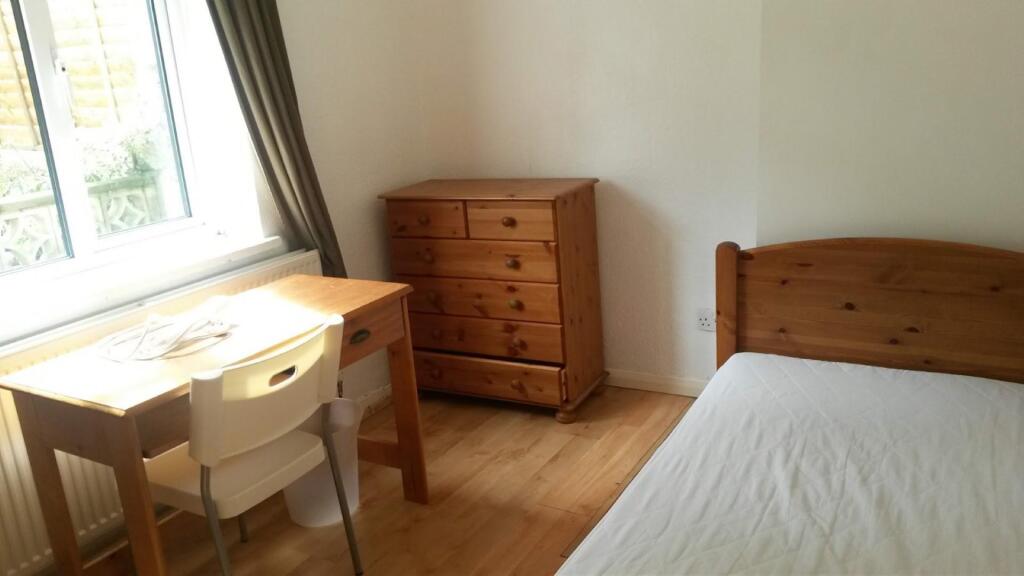 Additional property image - The Crescent, Brighton