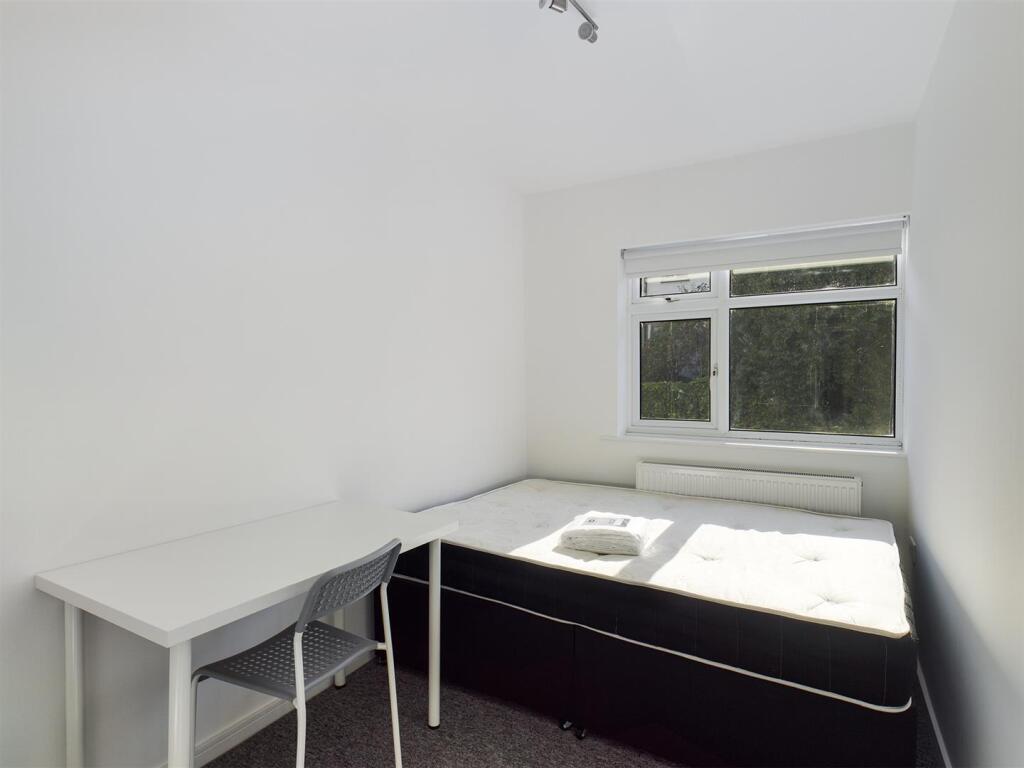 Additional property image - Stanmer Villas, Brighton
