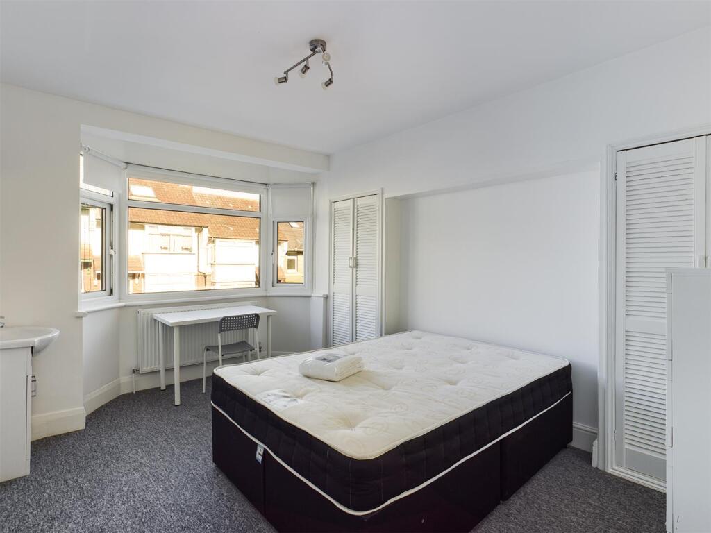 Additional property image - Stanmer Villas, Brighton