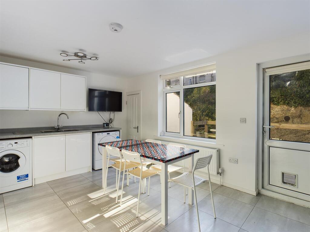Additional property image - Stanmer Villas, Brighton